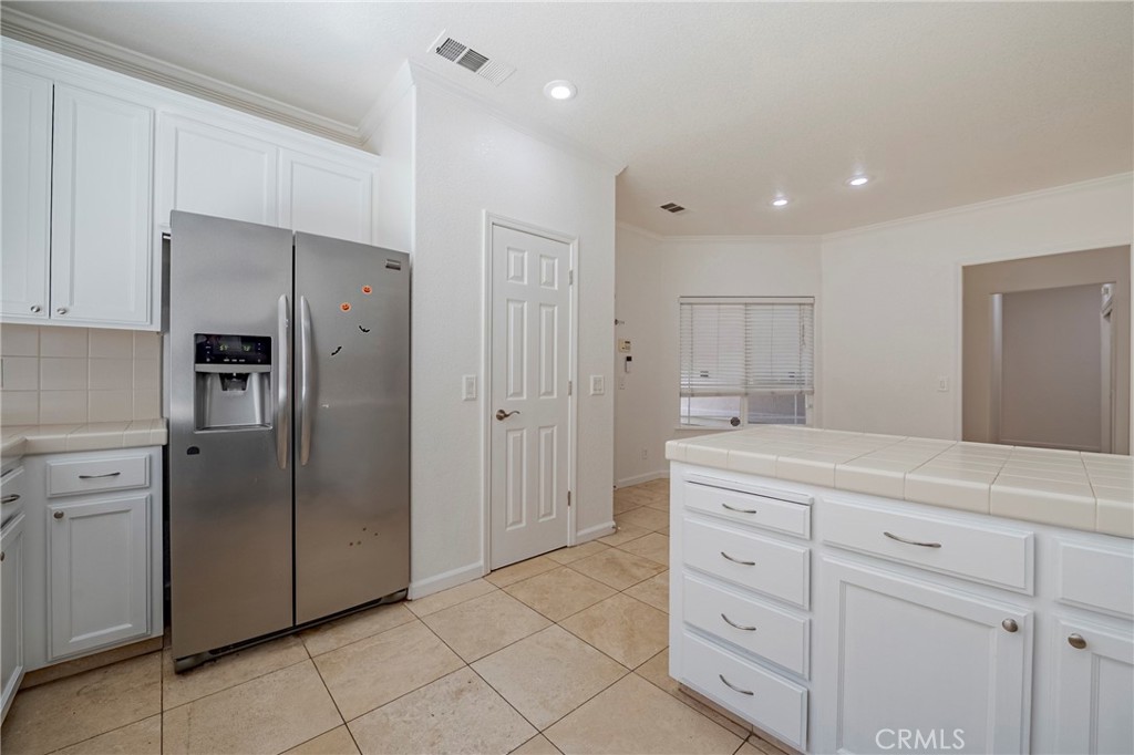 3914 Palmer Ct, Merced, CA 95340