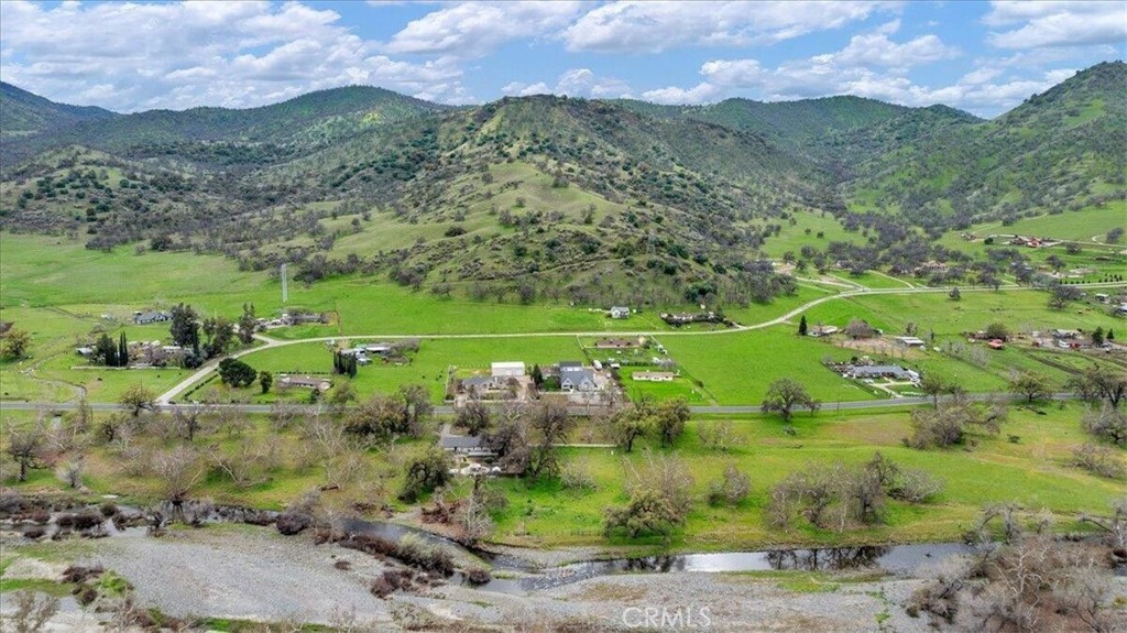 6102 Elwood, Sanger, CA 93657