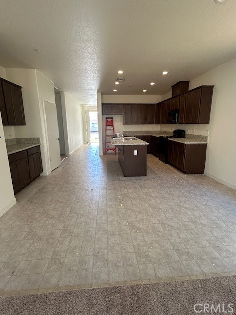 4727 Irma Dr, Merced, CA 95348