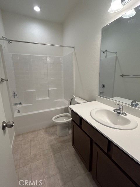 4727 Irma Dr, Merced, CA 95348