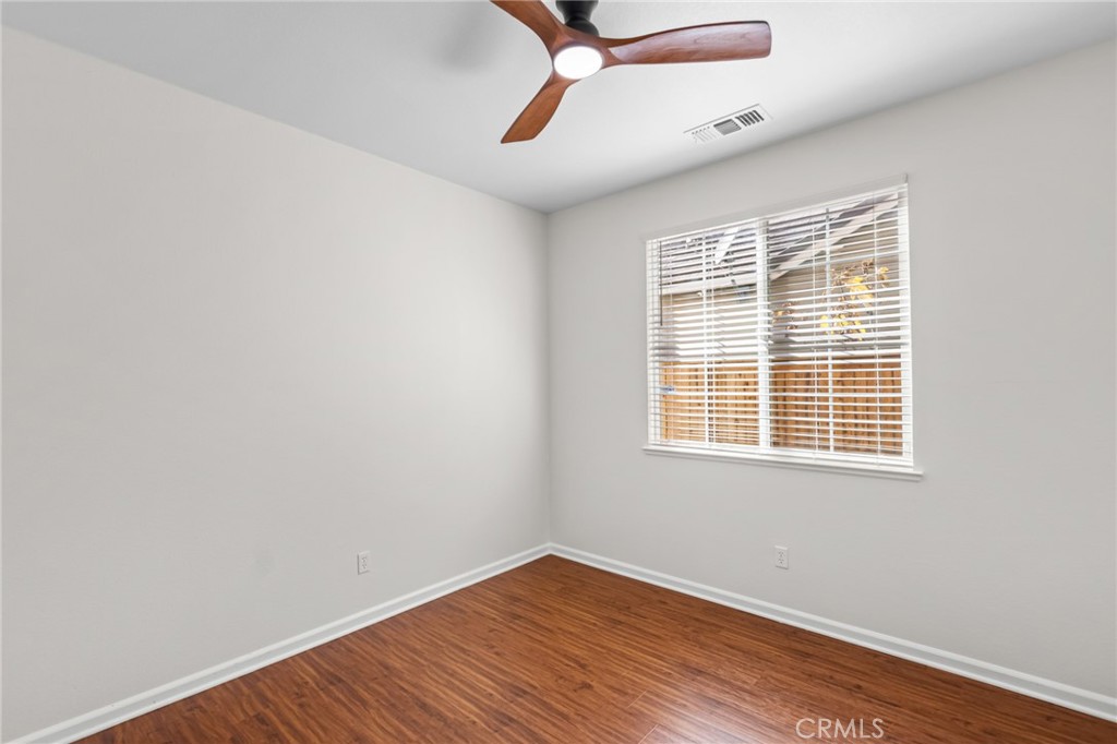 307 Noble Dr, Merced, CA 95348