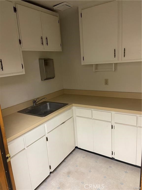 840 W Olive Ave #D, Merced, CA 95348