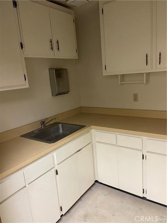 840 W Olive Ave #D, Merced, CA 95348