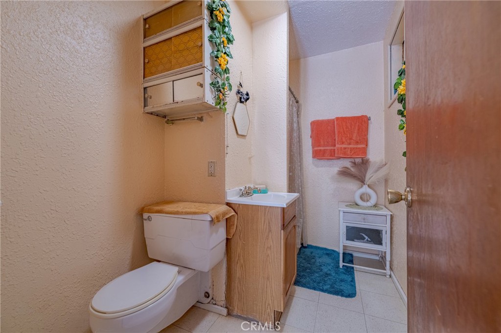 10038 Holtzel, Coulterville, CA 95311