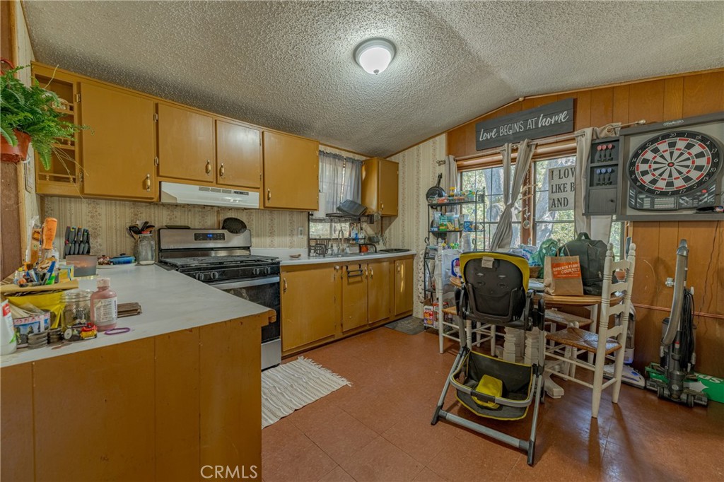 10038 Holtzel, Coulterville, CA 95311