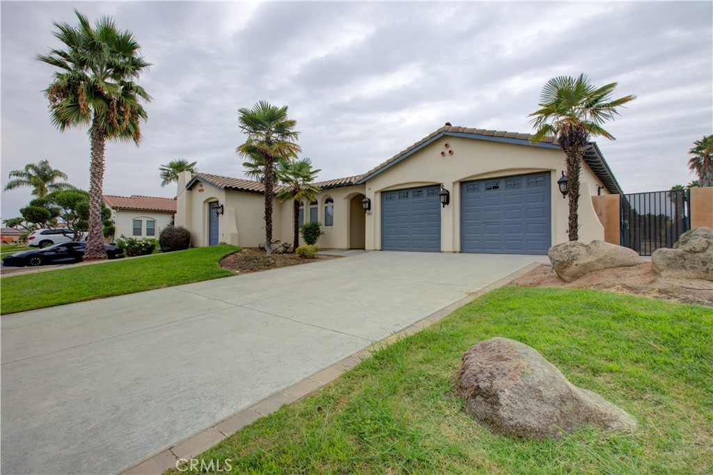 13045 Ridgewood Way, Chowchilla, CA 93610
