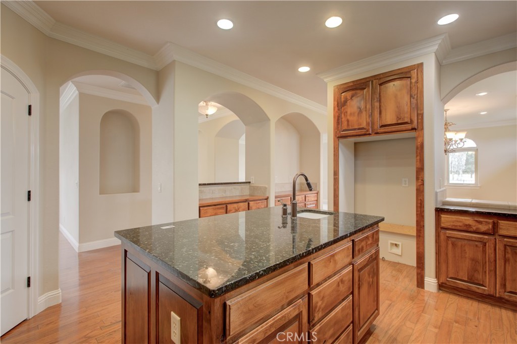 13045 Ridgewood Way, Chowchilla, CA 93610