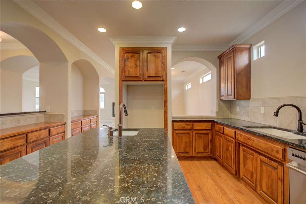 13045 Ridgewood Way, Chowchilla, CA 93610