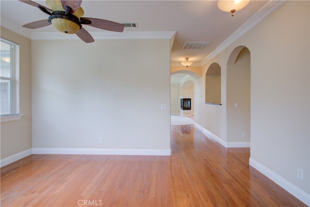13045 Ridgewood Way, Chowchilla, CA 93610