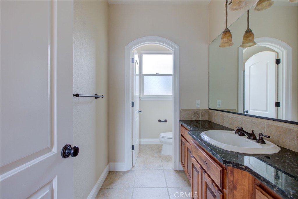 13045 Ridgewood Way, Chowchilla, CA 93610