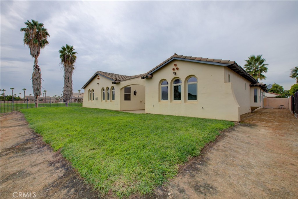 13045 Ridgewood Way, Chowchilla, CA 93610
