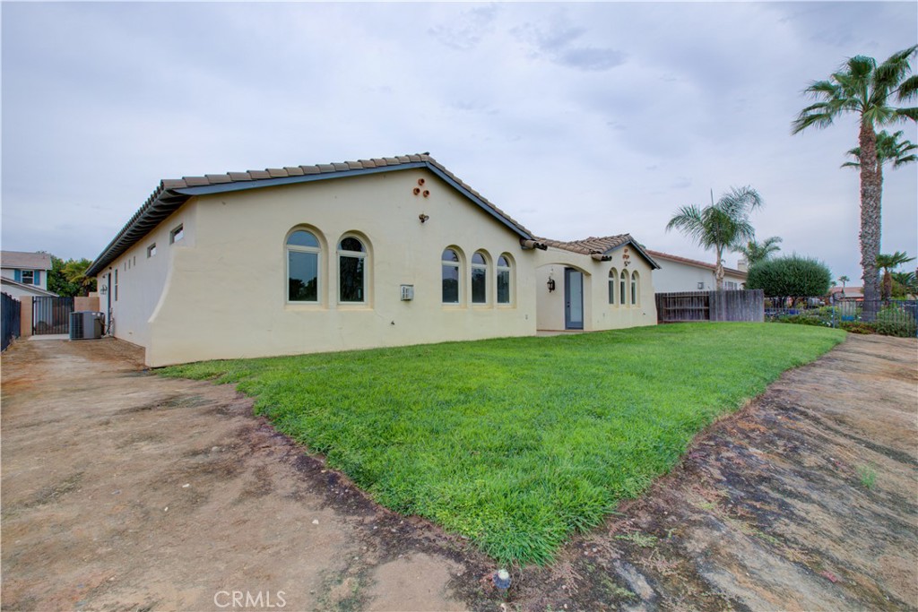 13045 Ridgewood Way, Chowchilla, CA 93610