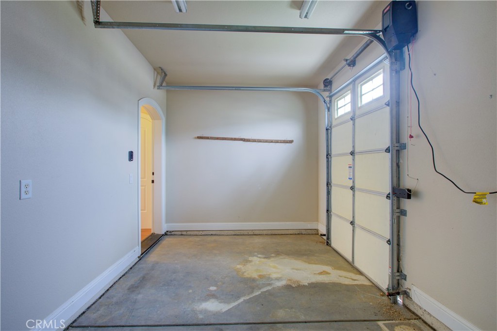 13045 Ridgewood Way, Chowchilla, CA 93610