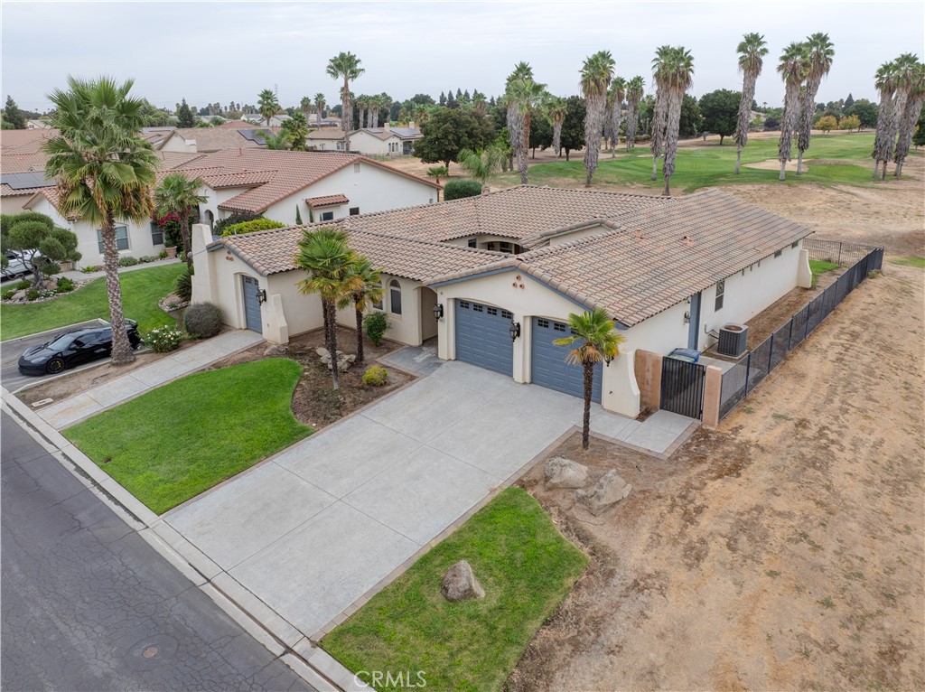 13045 Ridgewood Way, Chowchilla, CA 93610