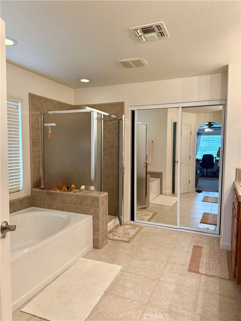 9200 Hunters creek Way, Chowchilla, CA 93610