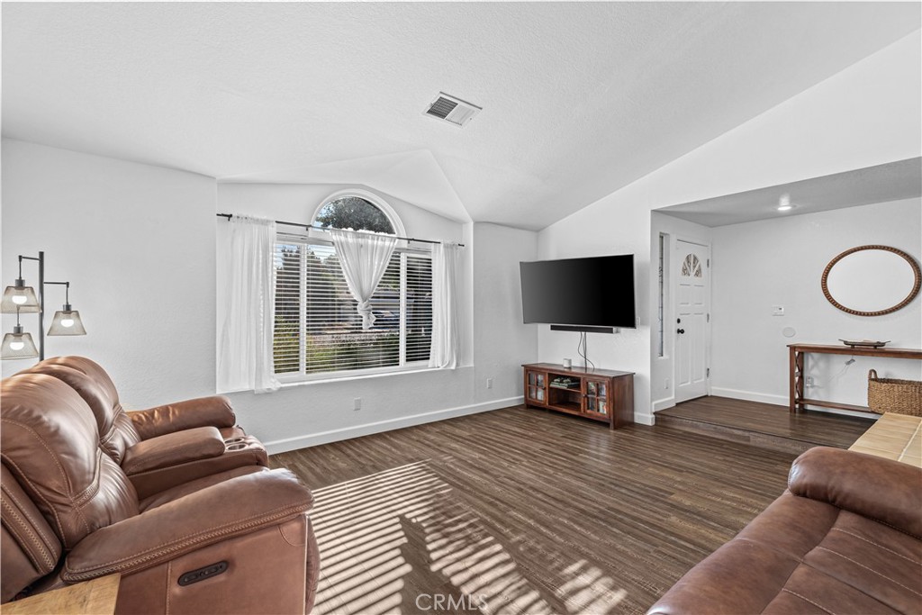 3585 Cabrillo Ct, Merced, CA 95348