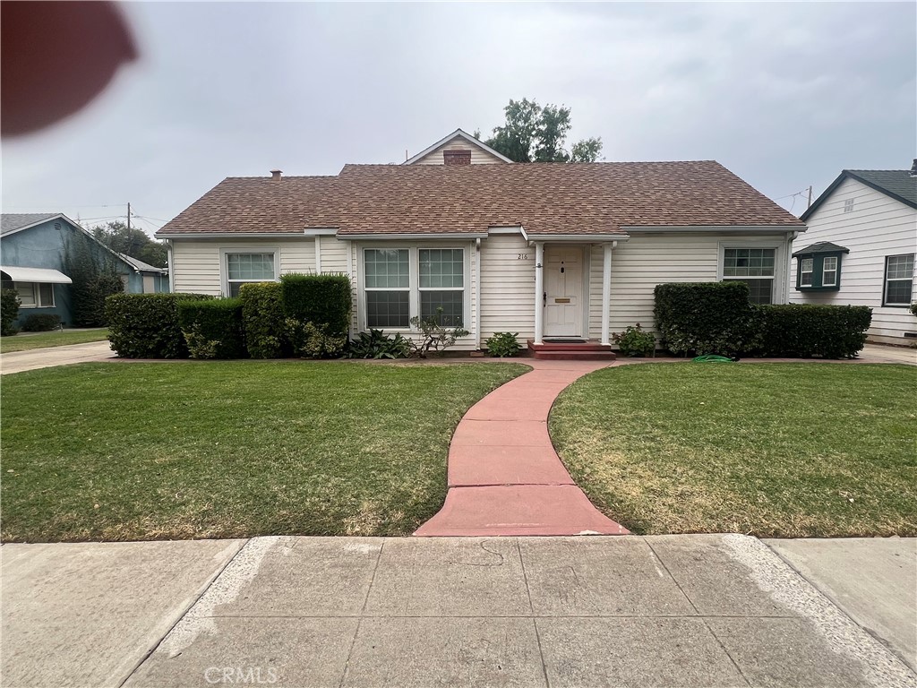 216 E 20th