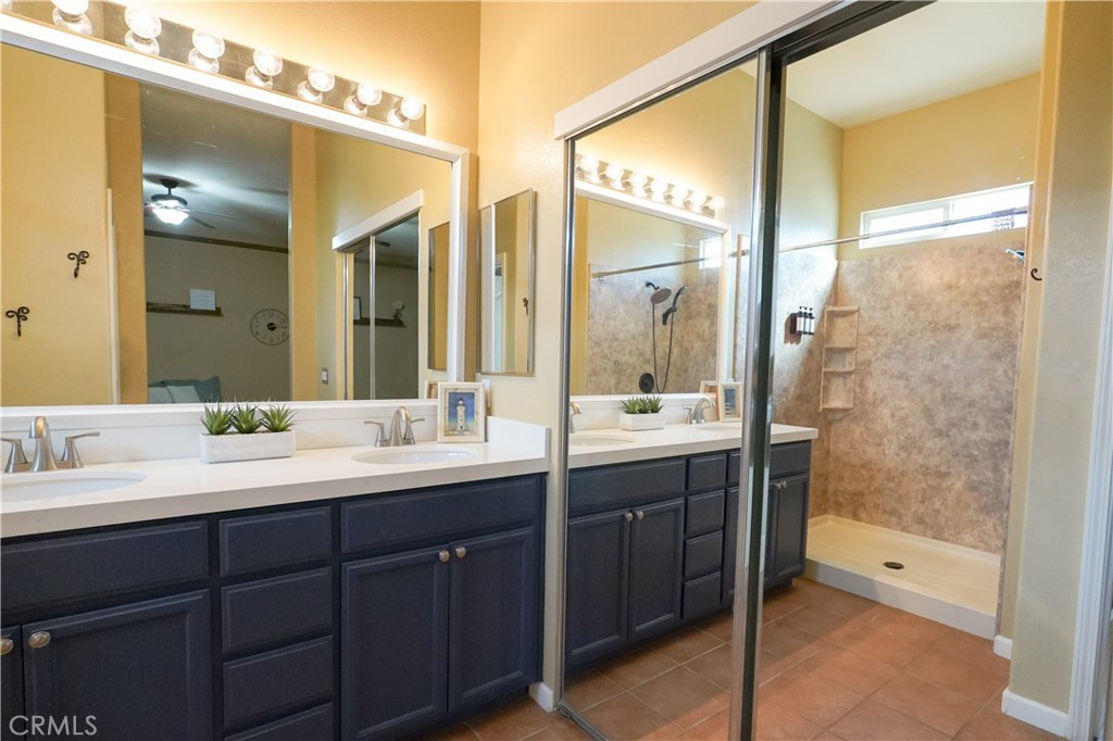 2092 Patriotic Dr, Atwater, CA 95301