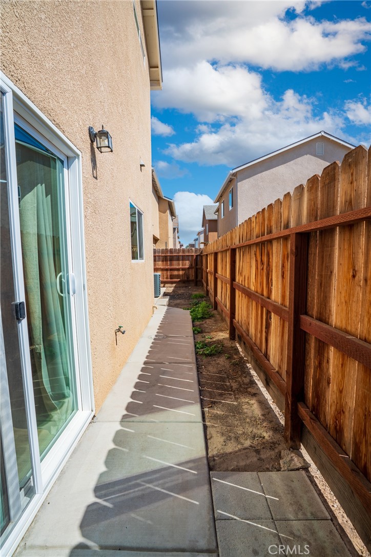 1344 Hermosa Drive, Merced, CA 95348