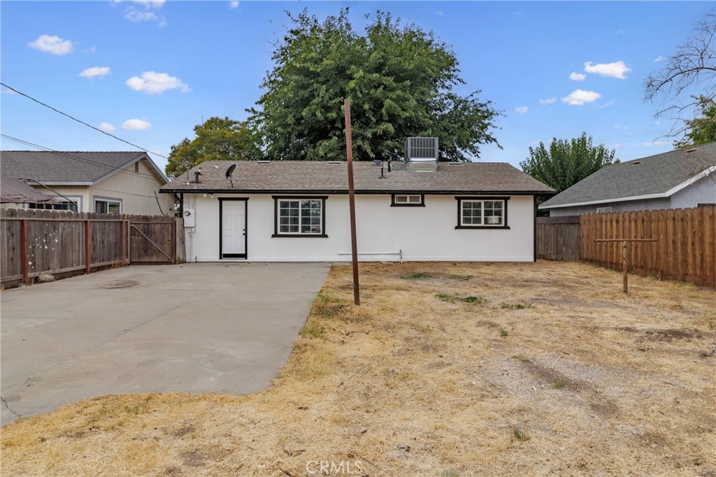 2864 Elm, Merced, CA 95348