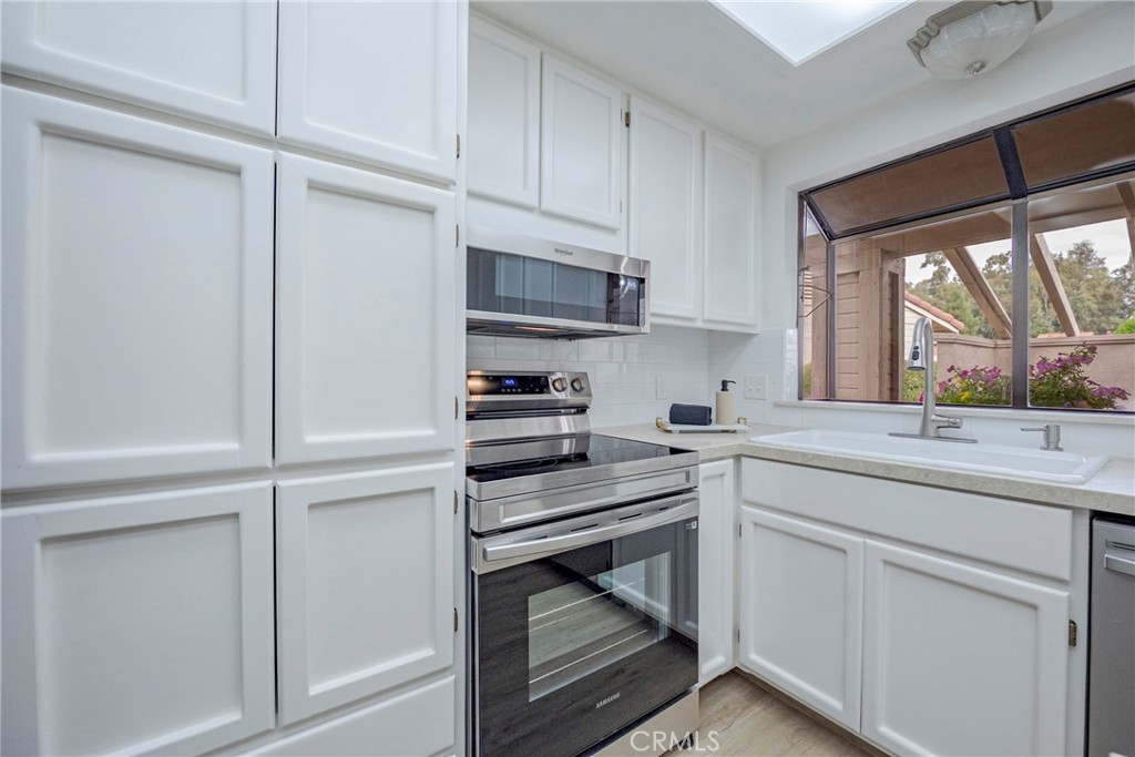 1328 Paseo Redondo Dr, Merced, CA 95348