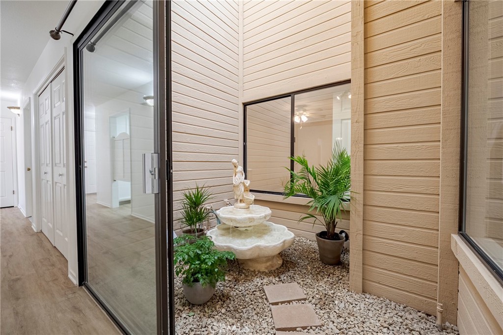 1328 Paseo Redondo Dr, Merced, CA 95348