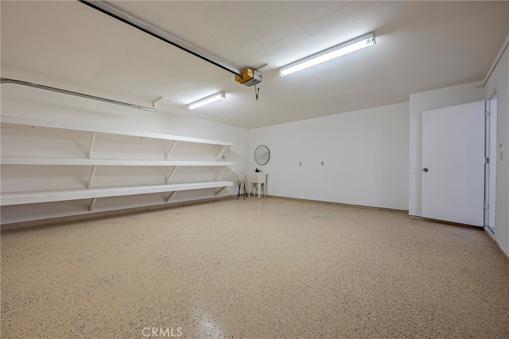 1328 Paseo Redondo Dr, Merced, CA 95348