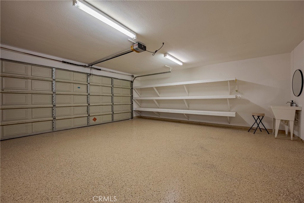 1328 Paseo Redondo Dr, Merced, CA 95348