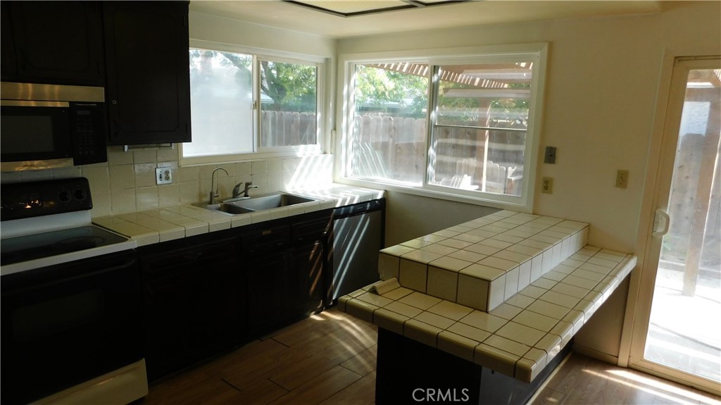 2257 E Olive, Merced, CA 95340