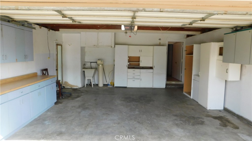 2257 E Olive, Merced, CA 95340