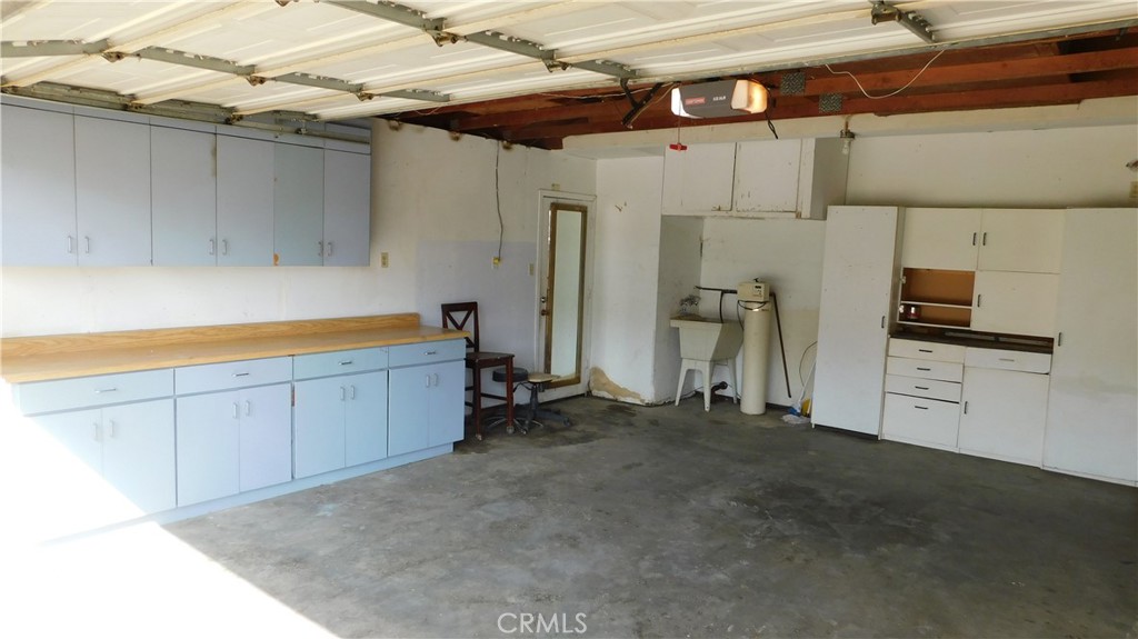 2257 E Olive, Merced, CA 95340