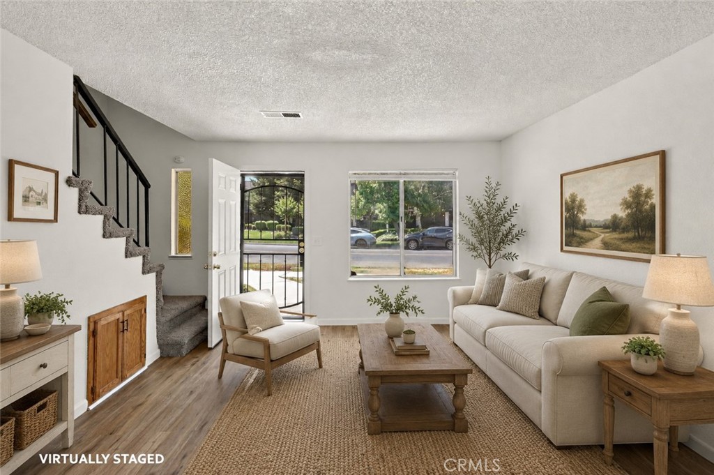 1646 W North Bear Creek, Merced, CA 95348
