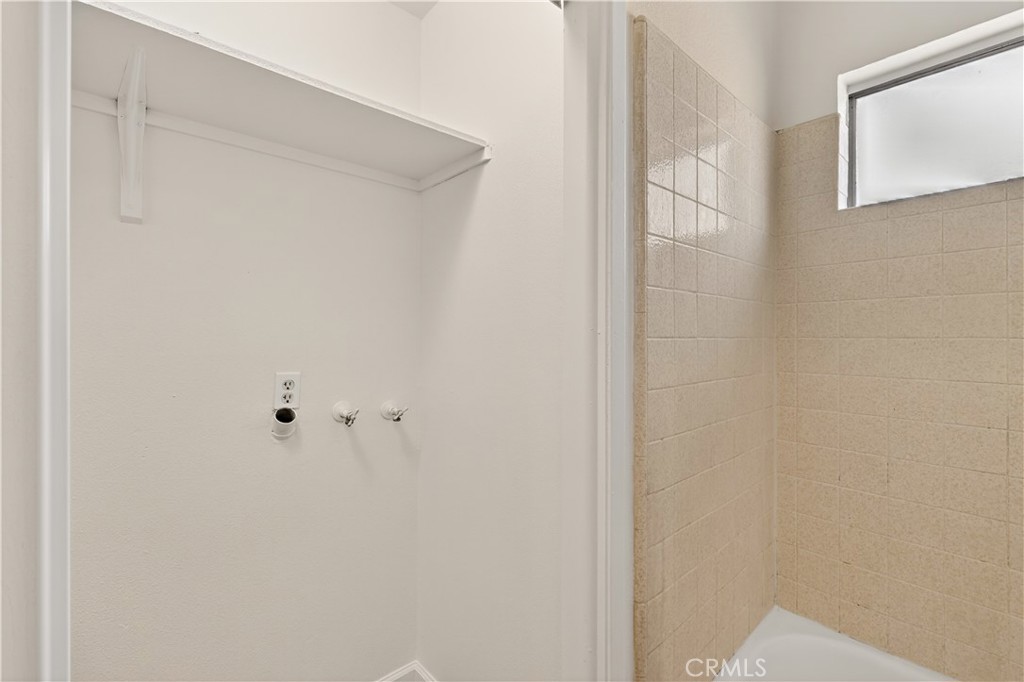 1646 W North Bear Creek, Merced, CA 95348