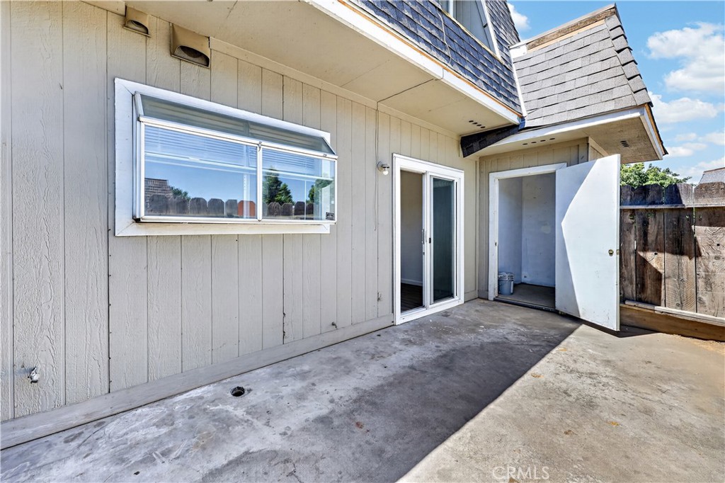 1646 W North Bear Creek, Merced, CA 95348