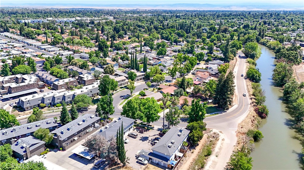 1646 W North Bear Creek, Merced, CA 95348