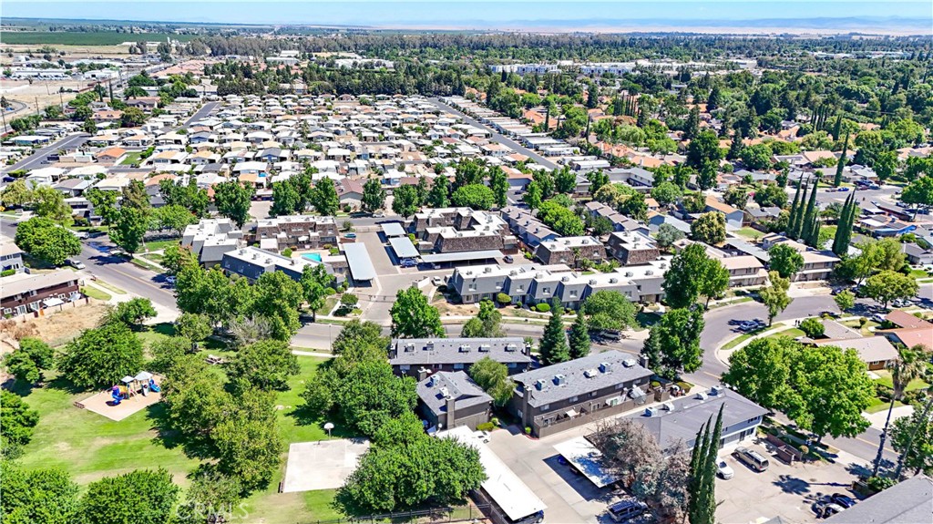 1646 W North Bear Creek, Merced, CA 95348