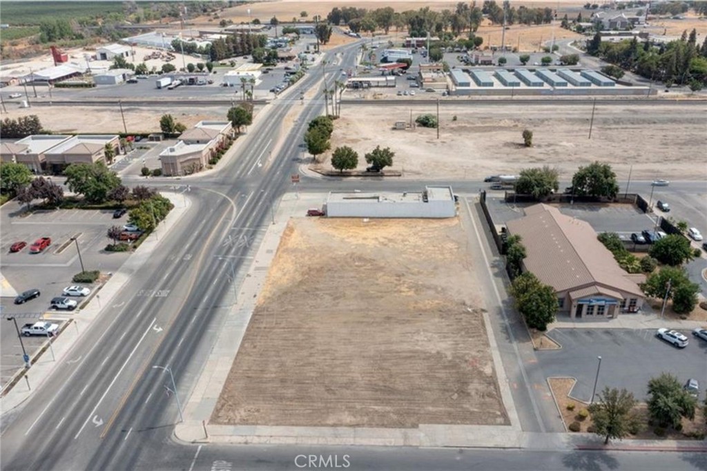 41 - 47 Robertson Blvd, Chowchilla, CA 93610