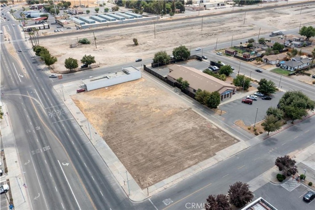 41 - 47 Robertson Blvd, Chowchilla, CA 93610