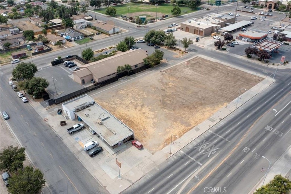 41 - 47 Robertson Blvd, Chowchilla, CA 93610