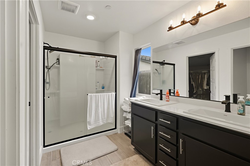 1940 Truckee, Atwater, CA 95301