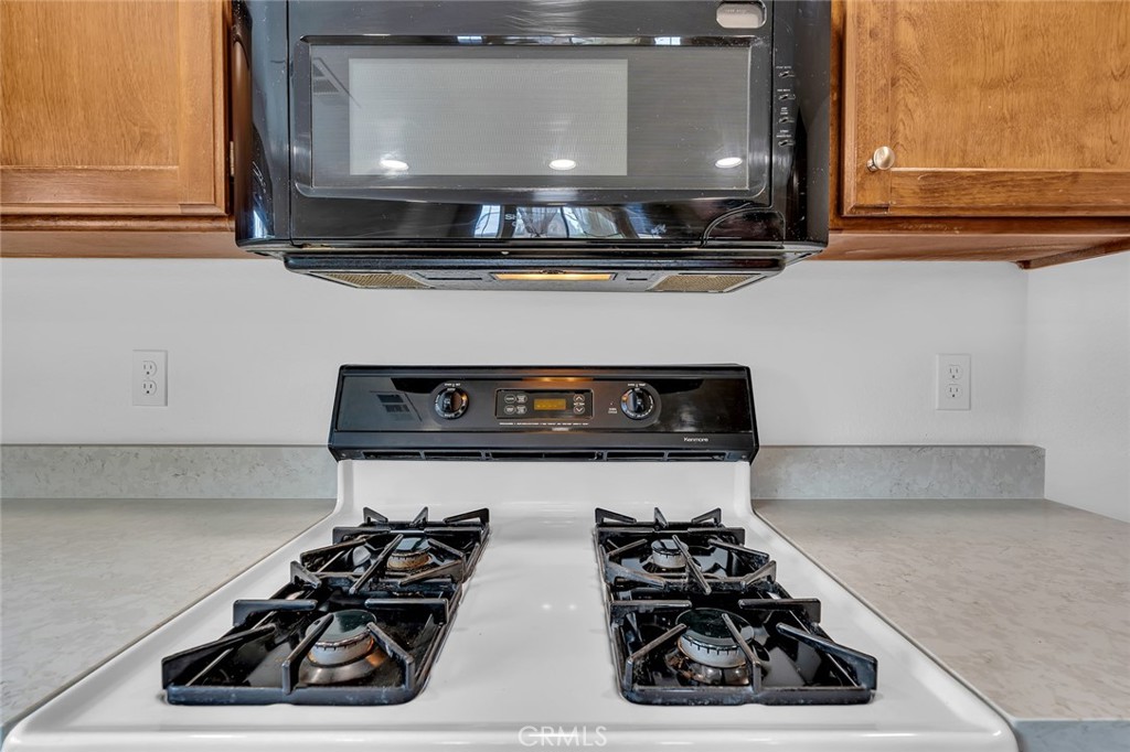 5030 Creek Front Rd, Catheys Valley, CA 95306