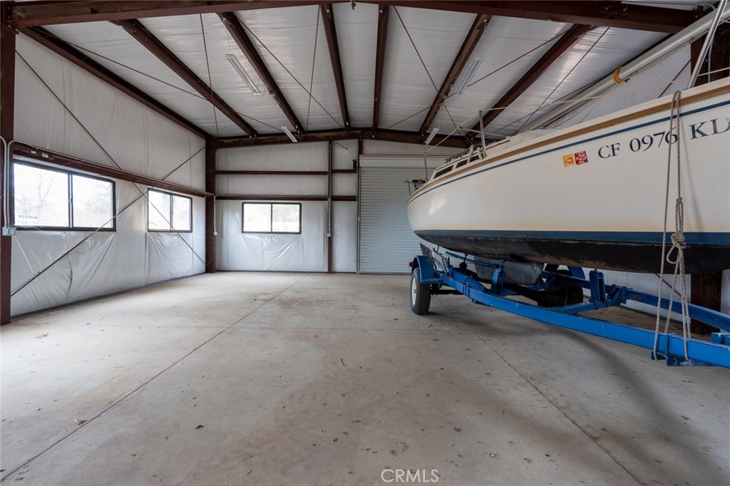 5030 Creek Front Rd, Catheys Valley, CA 95306