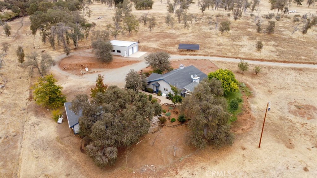 5030 Creek Front Rd, Catheys Valley, CA 95306