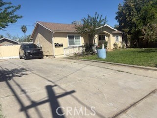 827 R St, Merced, CA 95341