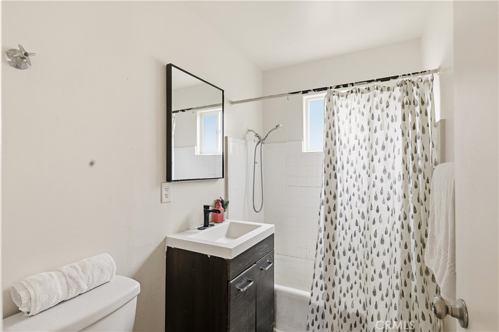 720 W 9th, Merced, CA 95341