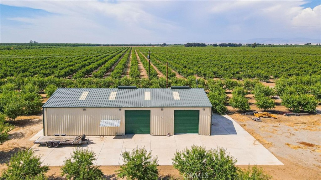 10391 Gillette Rd, Le Grand, CA 95333