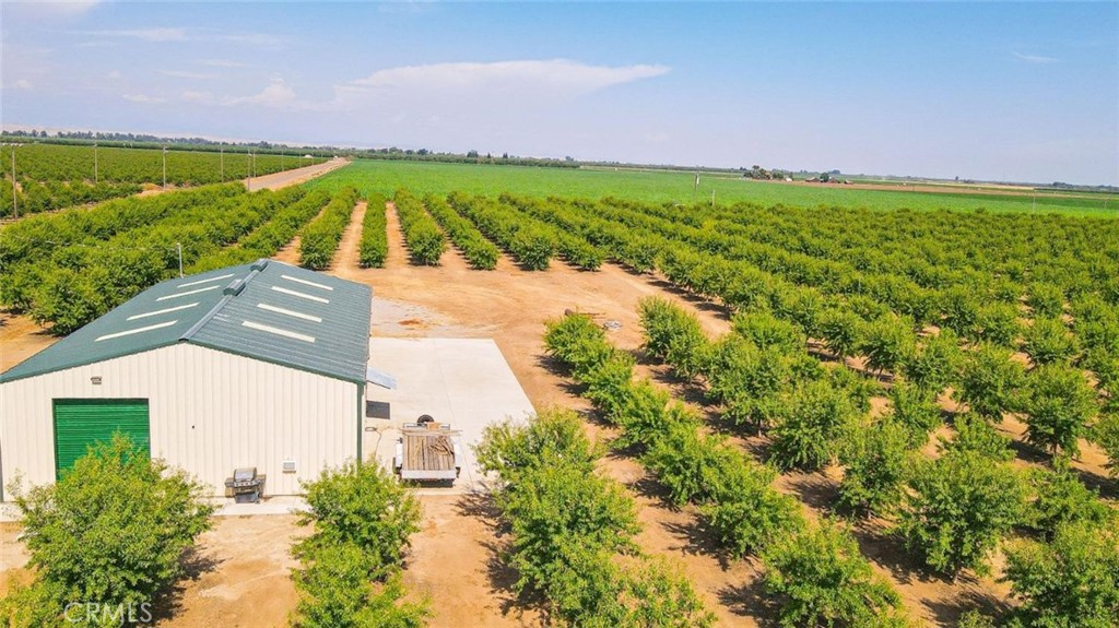 10391 Gillette Rd, Le Grand, CA 95333