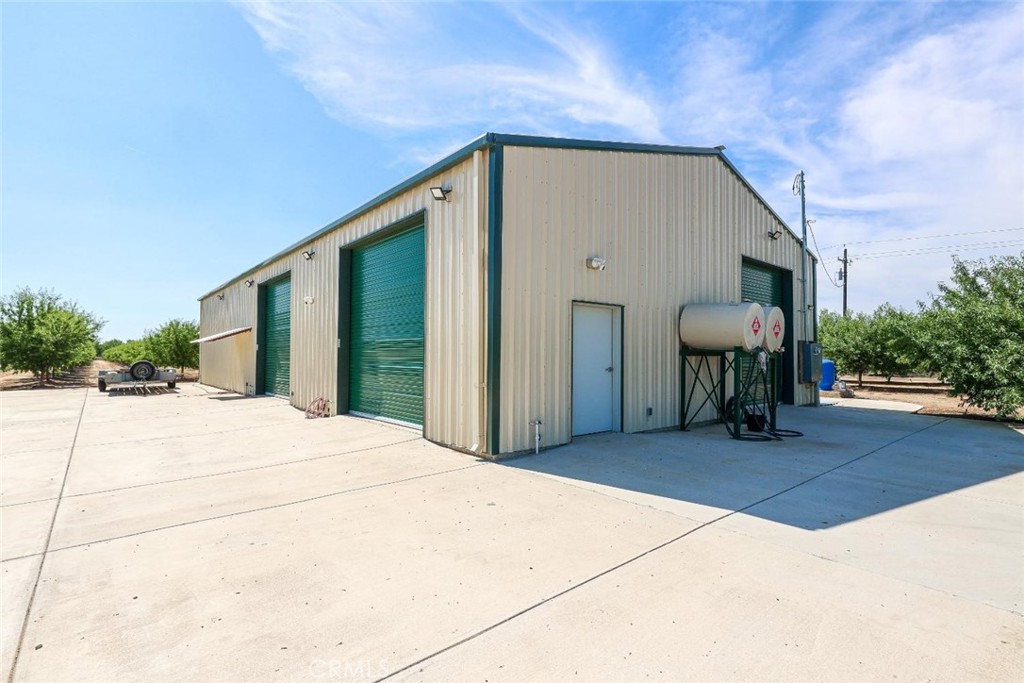 10391 Gillette Rd, Le Grand, CA 95333