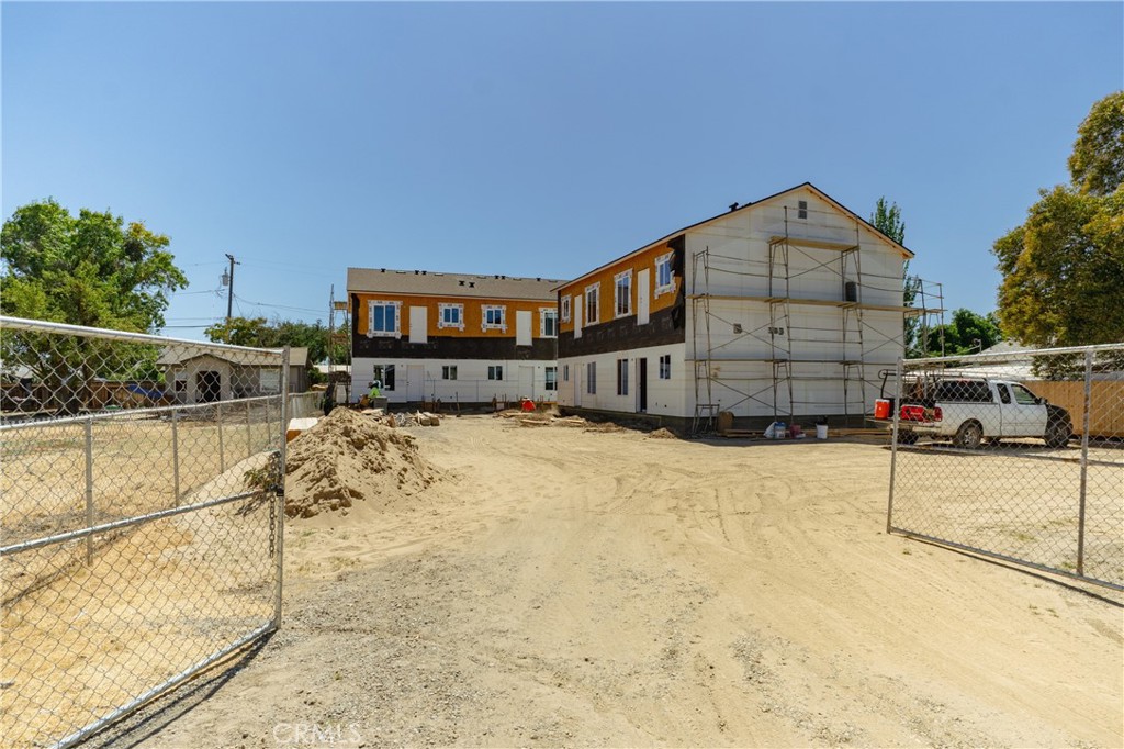 40 W 13th St, Merced, CA 95341