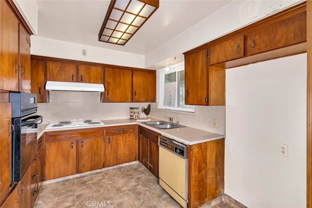 2602 10th Ave, Merced, CA 95340